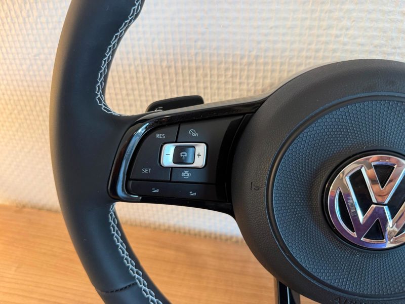 Volant chauffant DSG avec régulateur de vitesse adaptatif pour VW Tiguan II R-Line