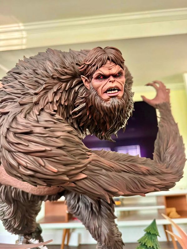 Fantasy Studio – Statue du Titan Bestial 