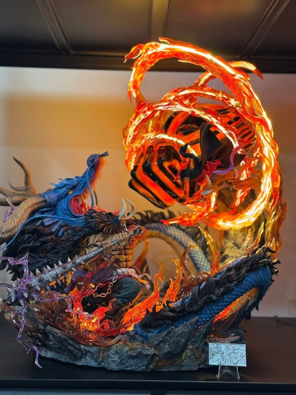 Statue en résine Ventus Studio One Piece Kaido Vs Luffy, en stock, avec éclairage LED, hauteur 64 cm.