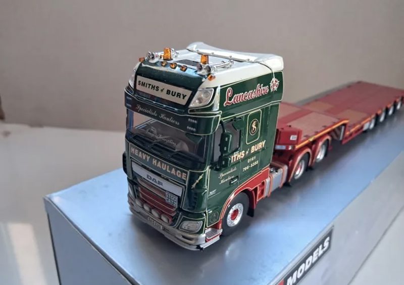 DAF XF + Broshuis 4-axle Trailer - Smiths of Bury
