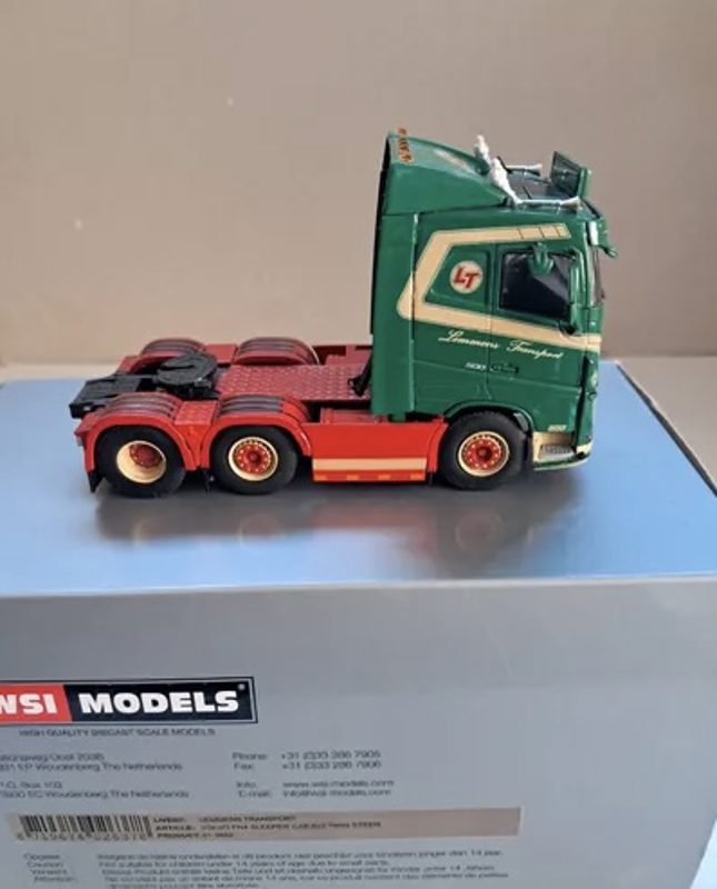 Lemmens Transport; VOLVO FH 4 SLEEPER CAB 6X2 TWIN STEER