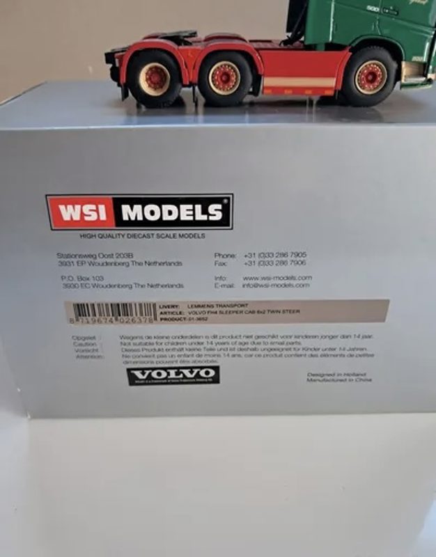 Lemmens Transport; VOLVO FH 4 SLEEPER CAB 6X2 TWIN STEER