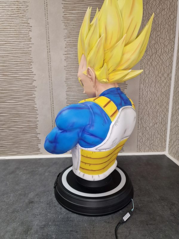 Buste Dragon-Ball-Z Vegeta avec Led et Son