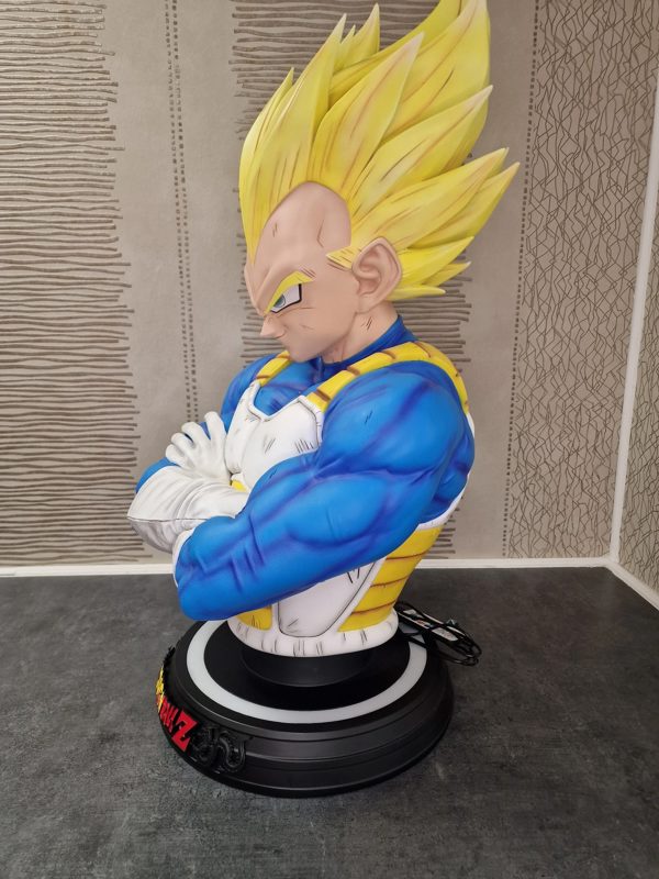 Buste Dragon-Ball-Z Vegeta avec Led et Son