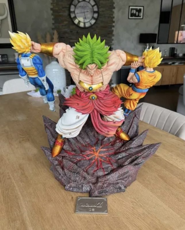 Statue en Résine Dragon Ball Z Broly Vs Goku x Vegeta de chez Yi Shou Studio