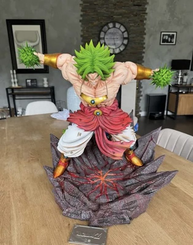 Statue en Résine Dragon Ball Z Broly Vs Goku x Vegeta de chez Yi Shou Studio