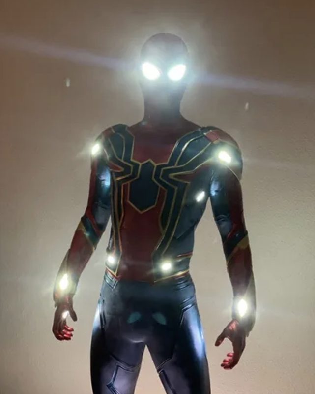 Statue Spiderman Iron spider écho 1/1 état neuf