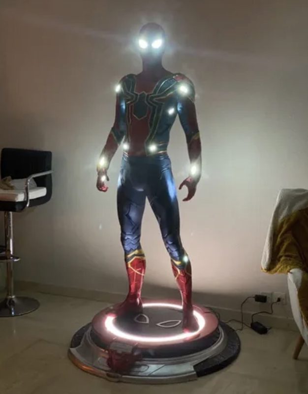 Statue Spiderman Iron spider écho 1/1 état neuf