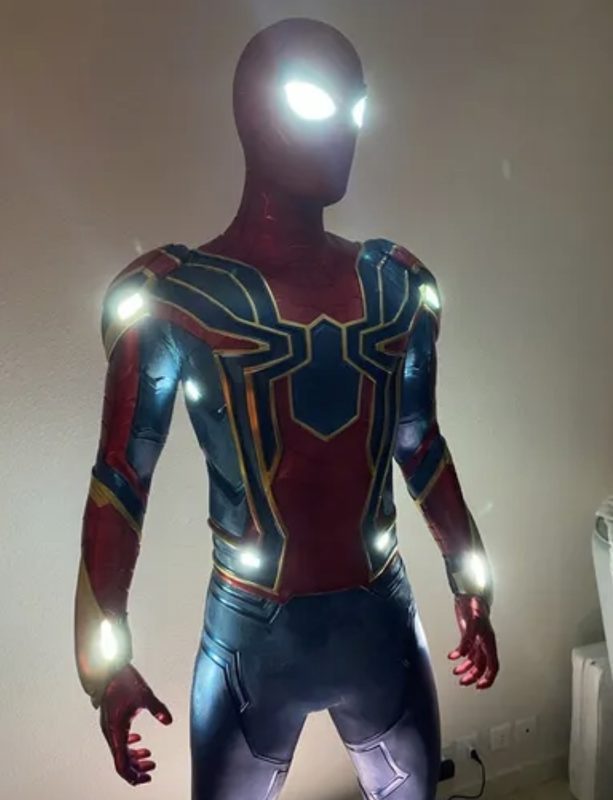 Statue Spiderman Iron spider écho 1/1 état neuf