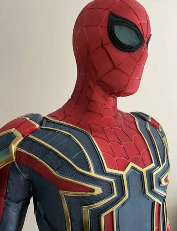 Statue Spiderman Iron spider écho 1/1 état neuf