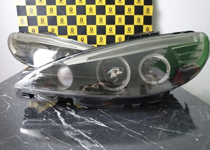 Kit de phares Peugeot 206